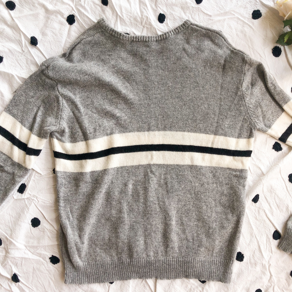 Brandy Melville Wool Grey Striped Pullover Sweater - Picture 5 of 5